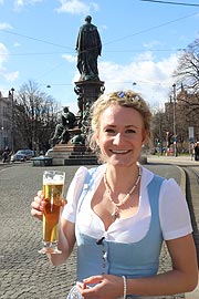 Die Bayerische Bierkönigin Johanna Seiler 2018/2019 (©Foto: Martin Schmitz)